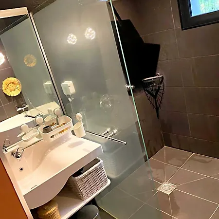 D'exception Avec Piscine Et Privées Villa