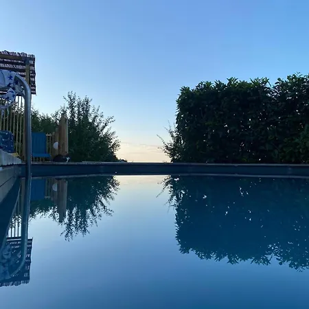 D'exception Avec Piscine Et Privées Villa Juville